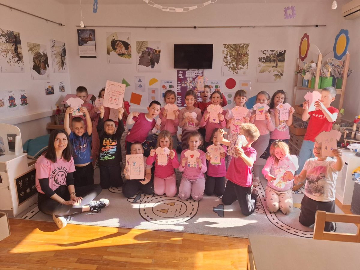 Dan ružičastih majica